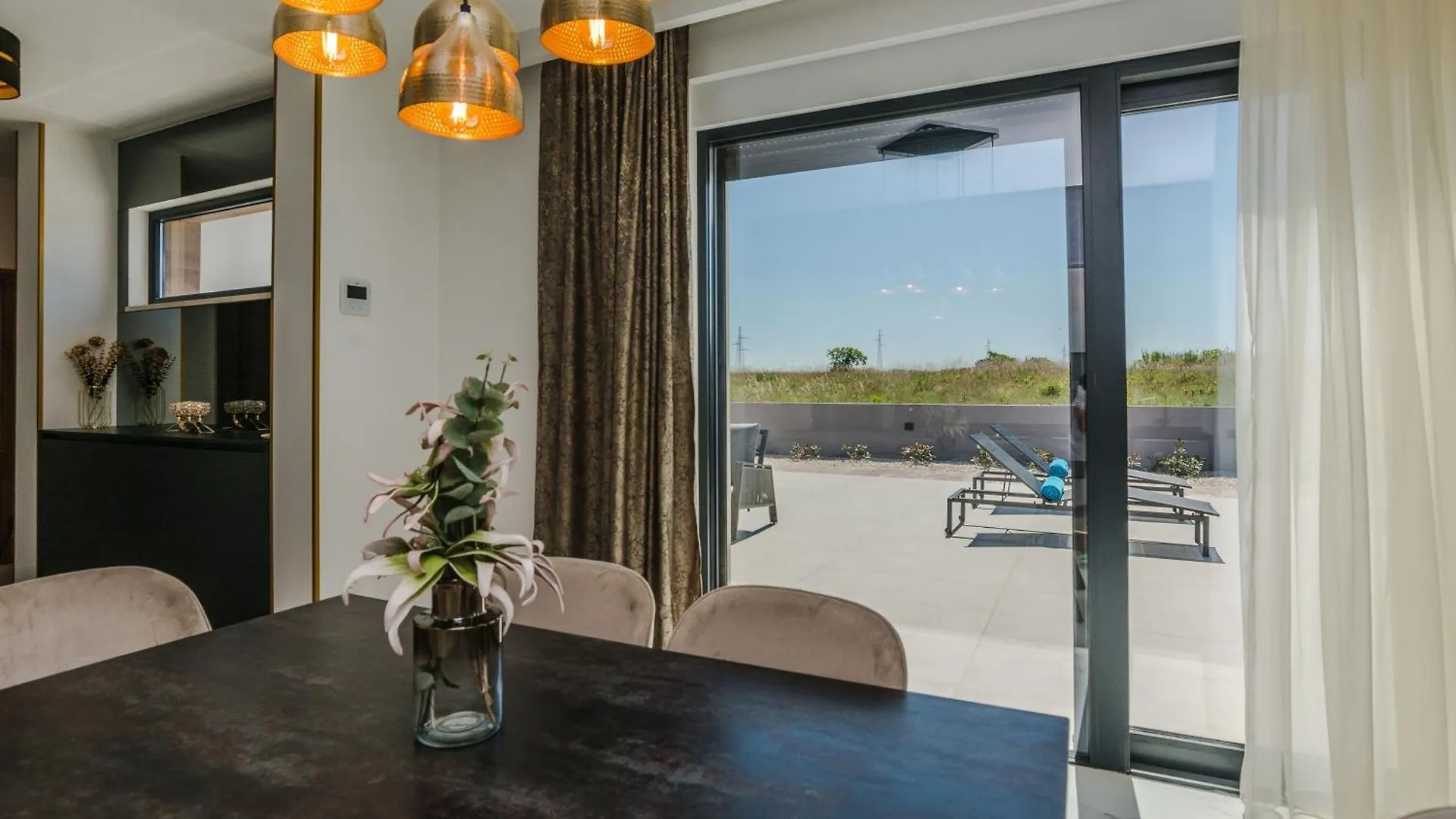 פריבלאקה Villa Anabel 0*,